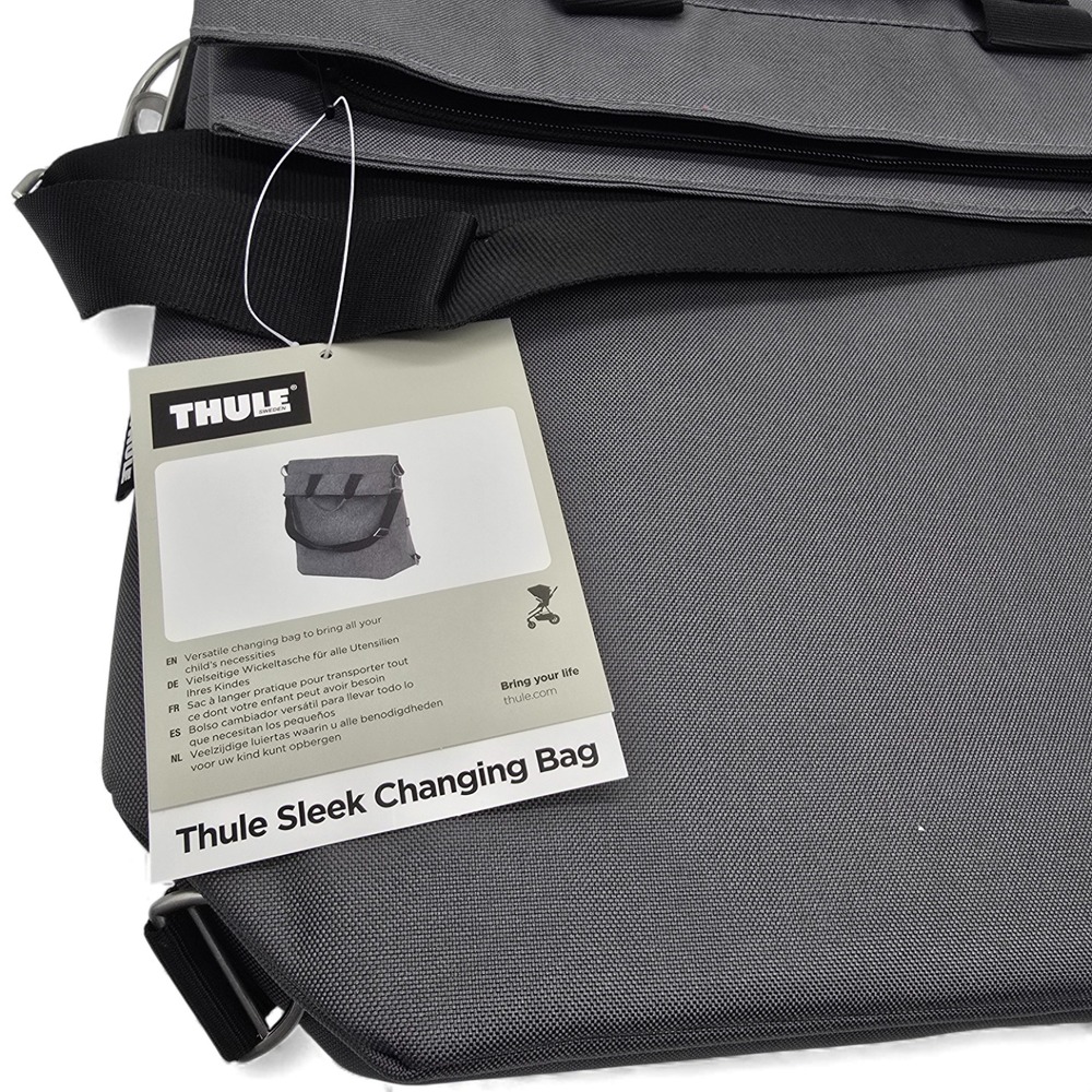 Thule Sleek Baby Changing Bag 17"x13"x5"‎ w/ Mat & Stroller Strap – Gray - Picture 4 of 10
